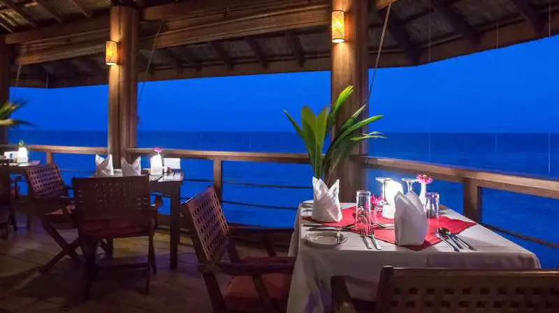 sunset maldives beach